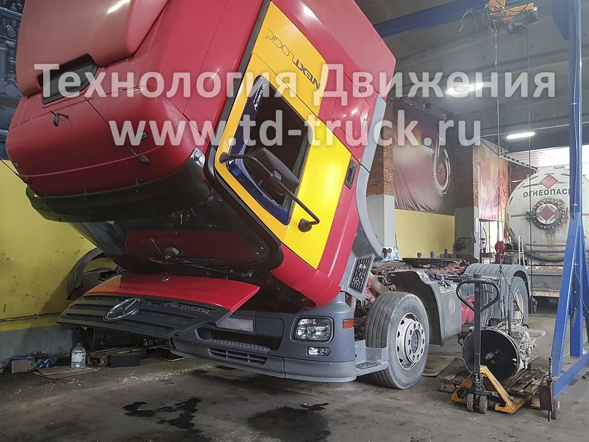 Установка КПП Mercedes Actros после переборки